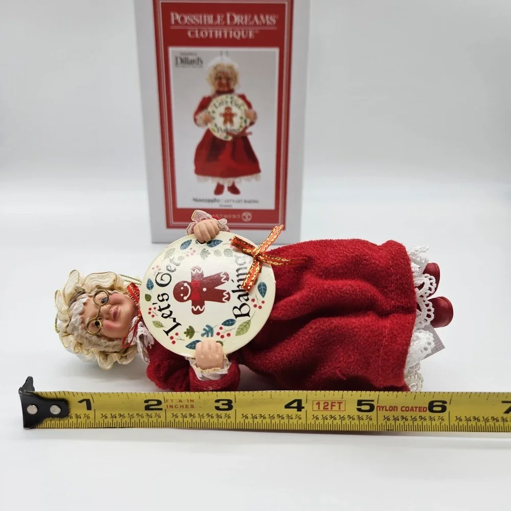DEPARTMENT 56 MRS SANTA CLAUS ORNAMENT 